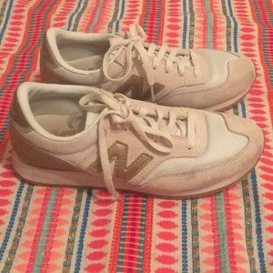 Size 7 New Balance Sneaker